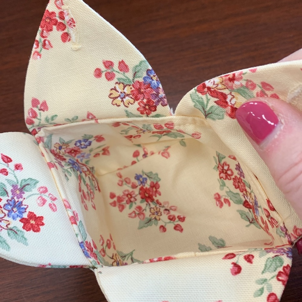 Longaberger Floral Liner For the Small Sweetest Gift Bouquet Basket